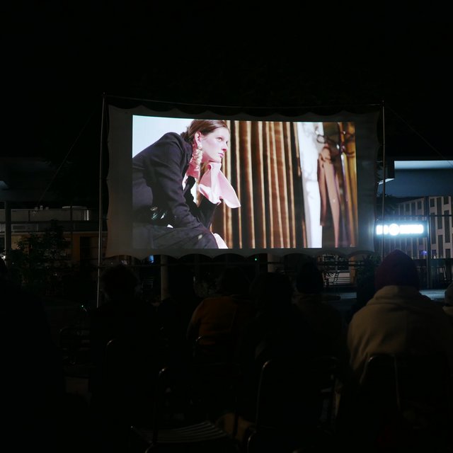 Fashion Reimagined im Solar-Umwelt-Kino Nomatark.