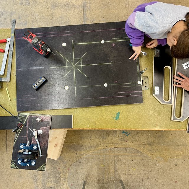 Workshop Solar Akkuschrauber Go Kart in der Spielwerkstatt Kleinhüningen.